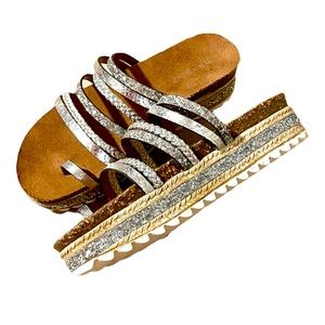 Bamboo trendy platform espadrille sandals NWOT